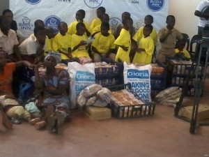 Zimbabwe Company Gives Poor Early Christmas Gifts