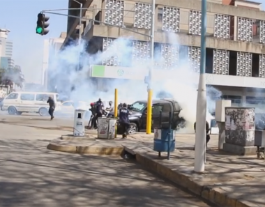 WATCH | Zimbabwe police fire teargas, beat demonstrators after court bans opposition protest