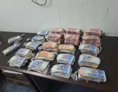 South Africa’s Hawks Secure Forfeiture Order For R40,000 Owned By Undocumented Zimbabwean Man