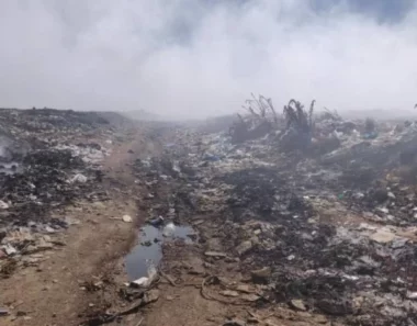 Bulawayo residents choke on smoke as Richmond landfill blaze persists