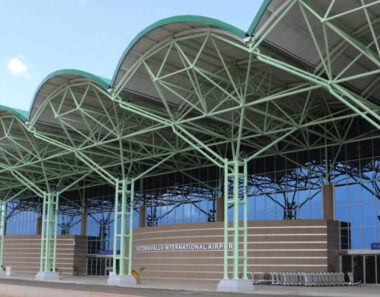 Zimbabwe courts Singapore for direct flights
