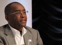 Zimbabwe’s richest man plans 15,000 new mobile money agents as citizens return from South Africa