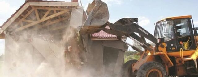 Zimbabwe Sends In The Bulldozers